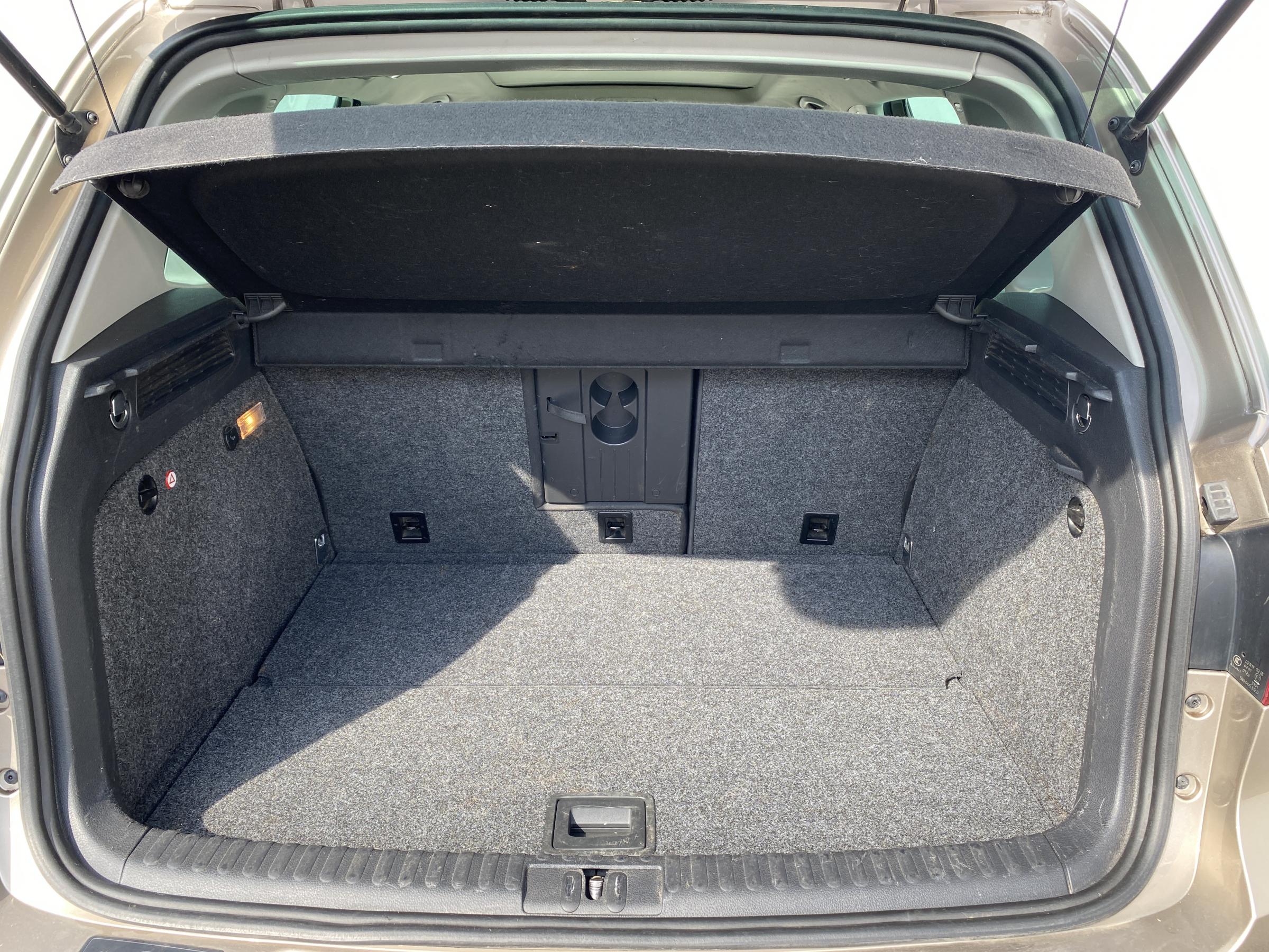 Volkswagen Tiguan, 2013 - pohled č. 7