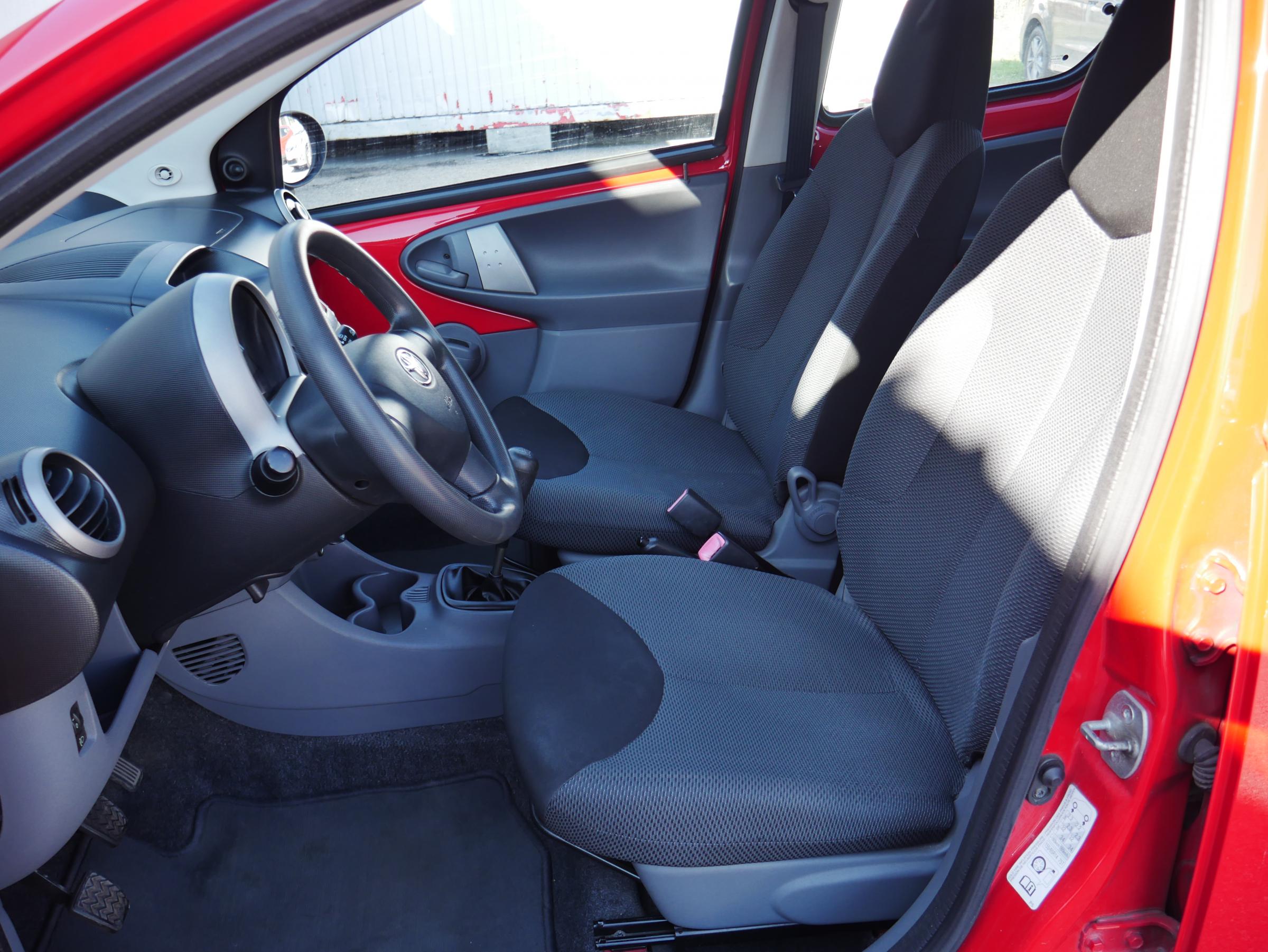 Toyota Aygo, 2006 - pohled č. 10