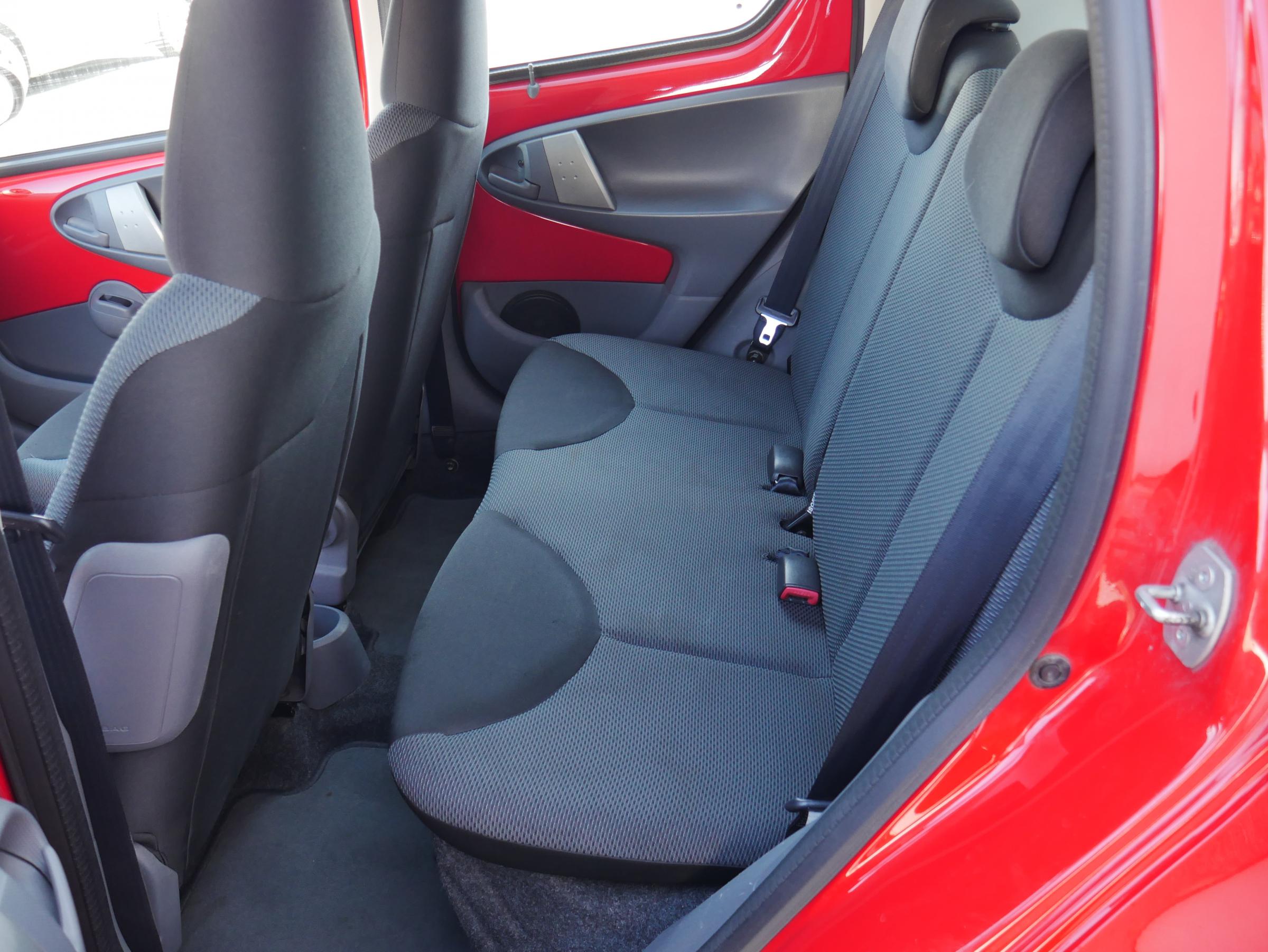 Toyota Aygo, 2006 - pohled č. 11