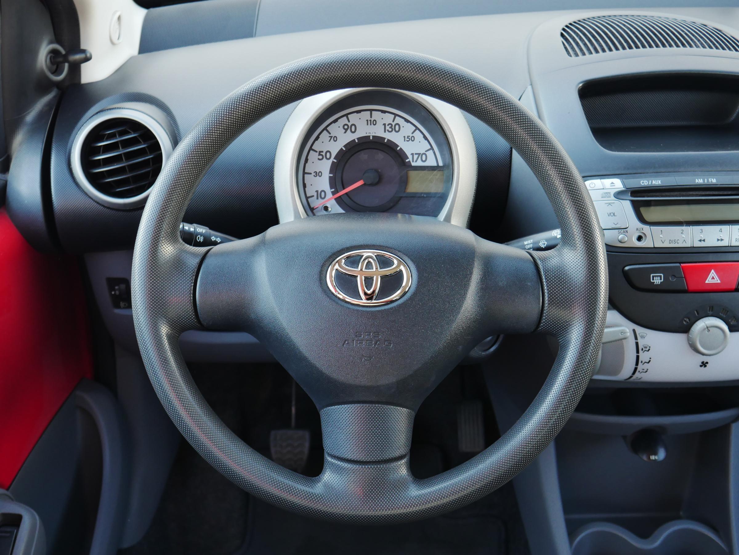 Toyota Aygo, 2006 - pohled č. 12