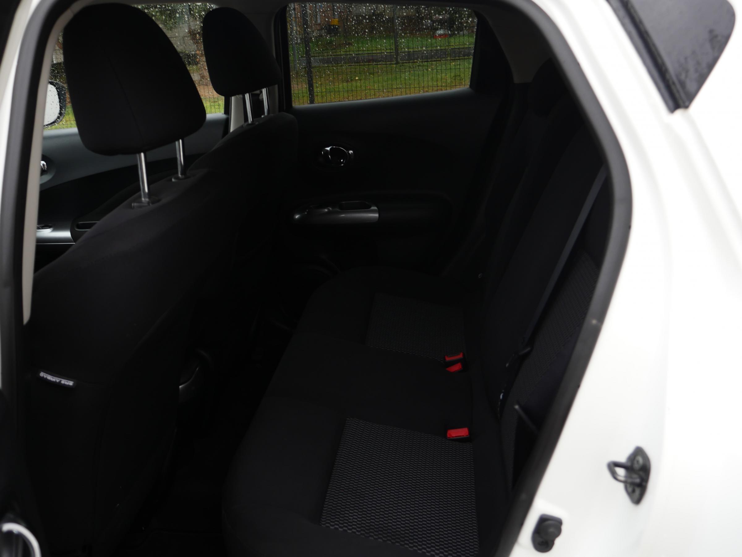 Nissan Juke, 2016 - pohled č. 10