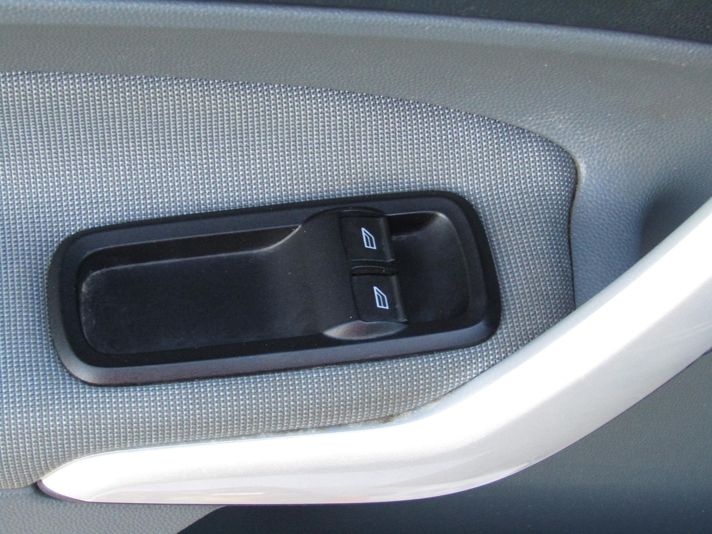 Ford Fiesta, 2010 - pohled č. 11