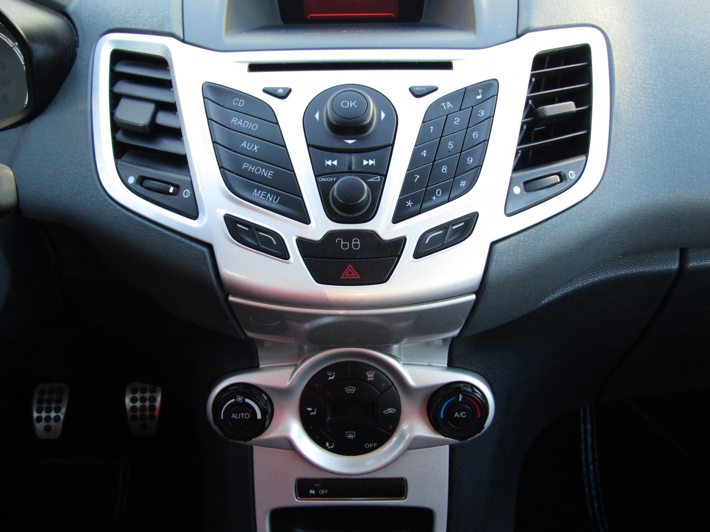 Ford Fiesta, 2010 - pohled č. 12