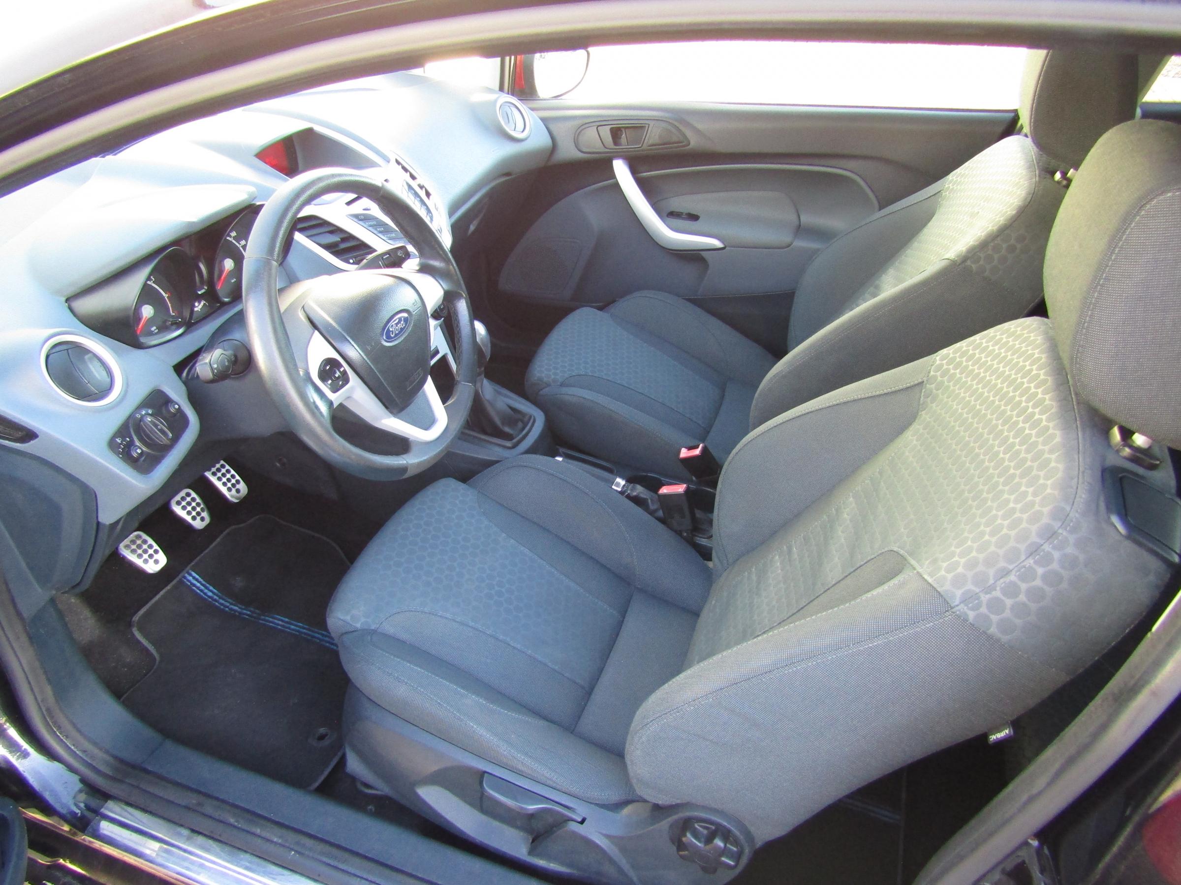 Ford Fiesta, 2010 - pohled č. 9