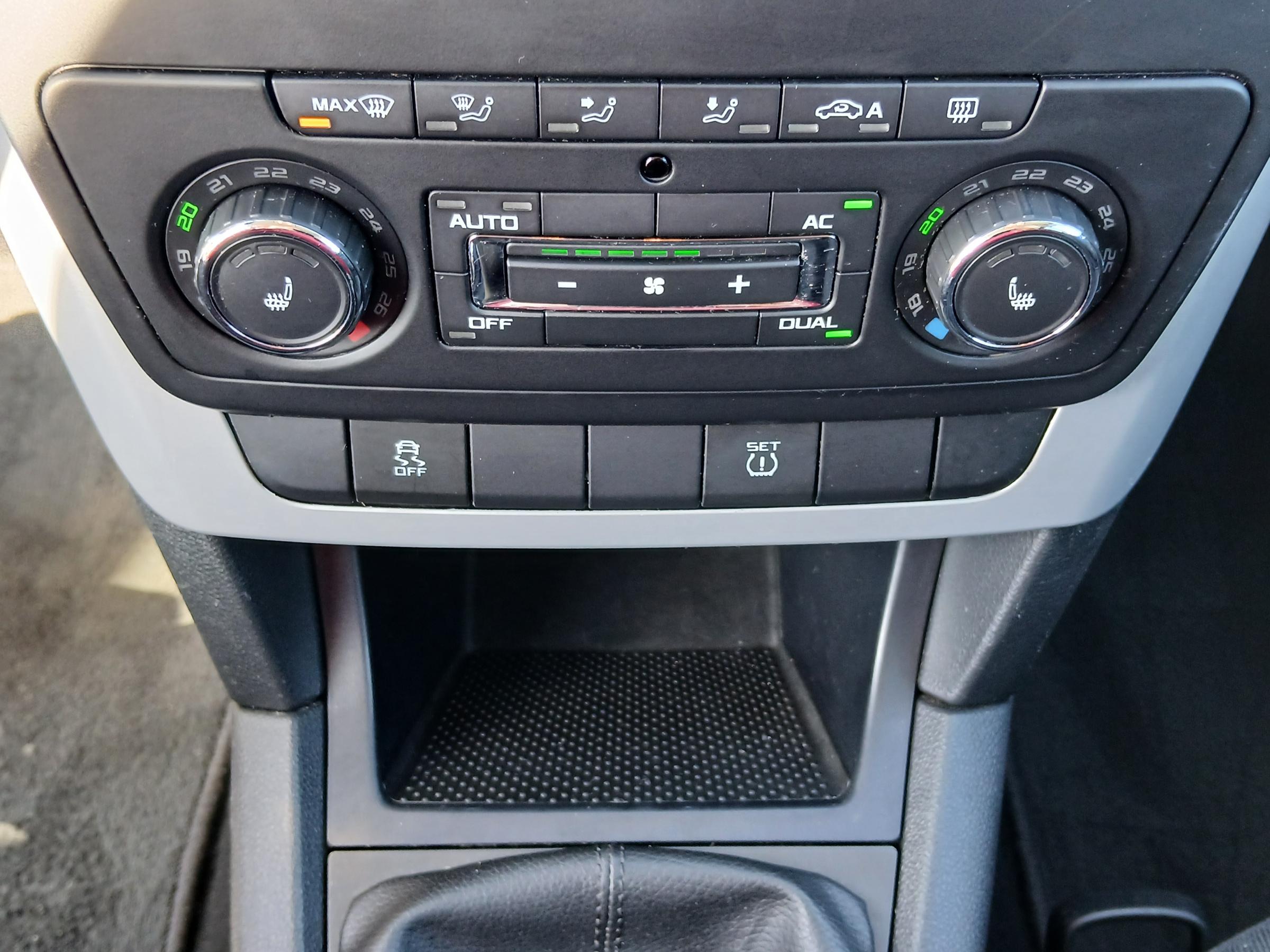 Škoda Yeti, 2013 - pohled č. 14