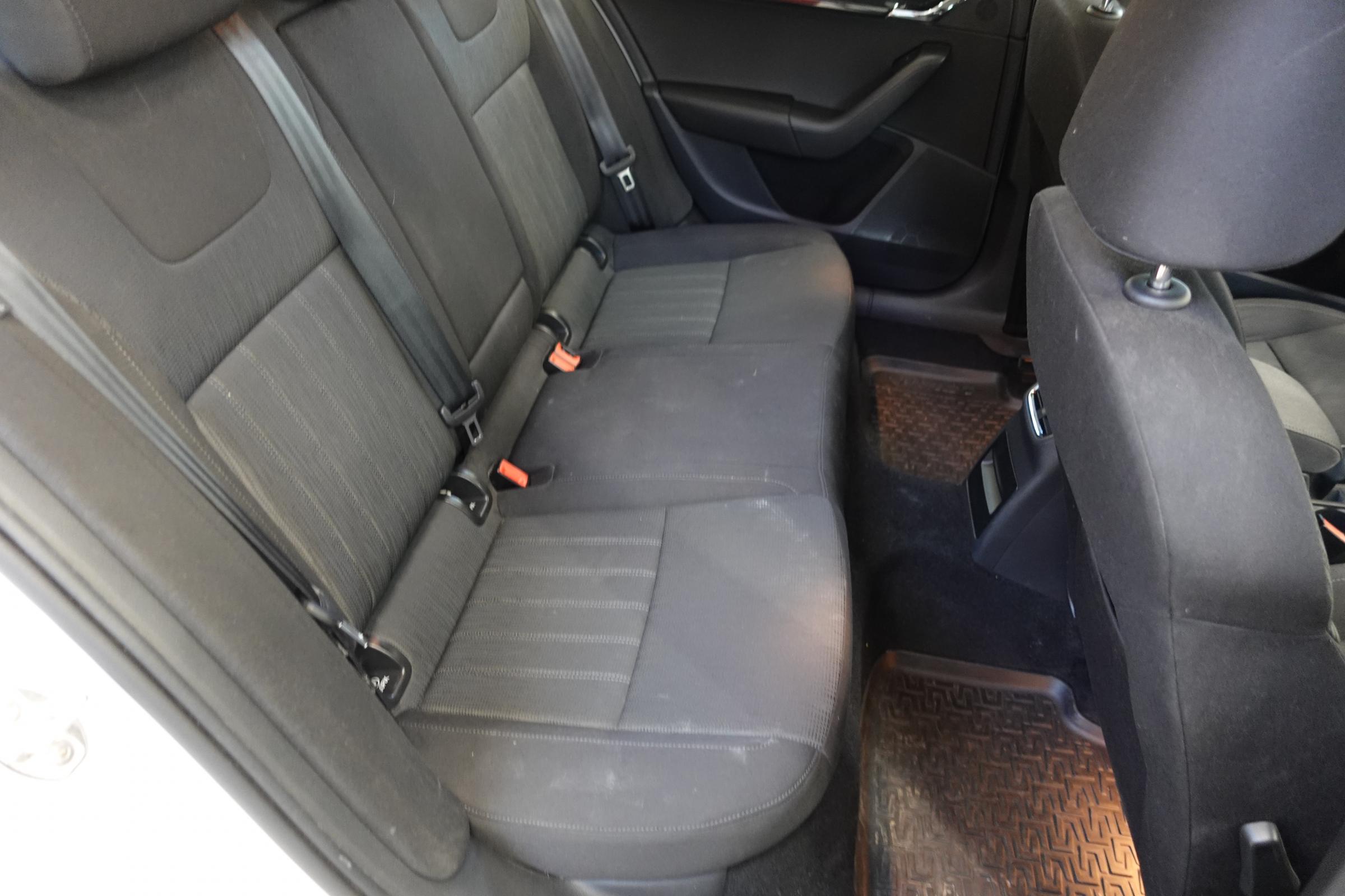 Škoda Octavia III, 2019 - pohled č. 12