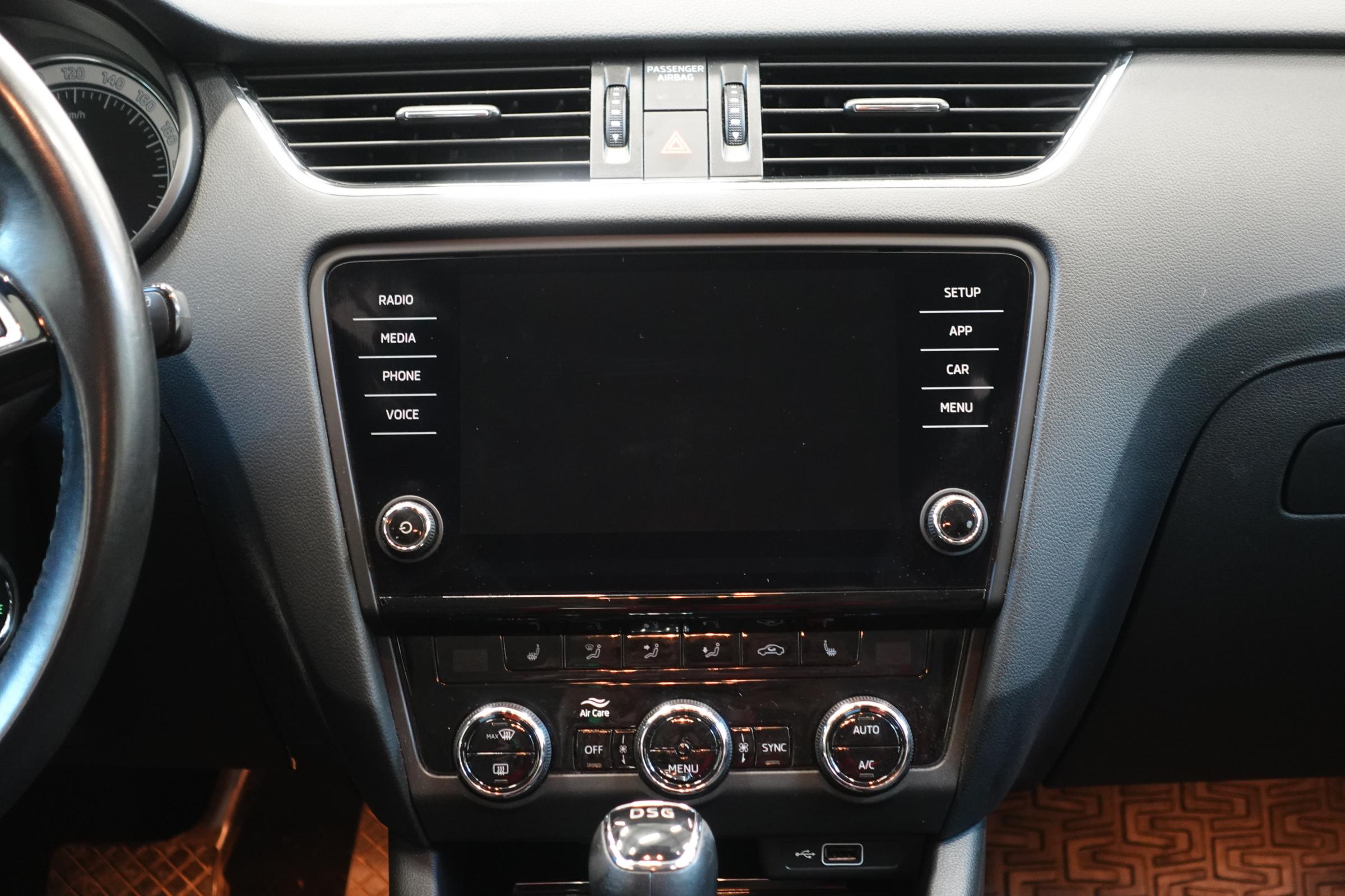 Škoda Octavia III, 2019 - pohled č. 17