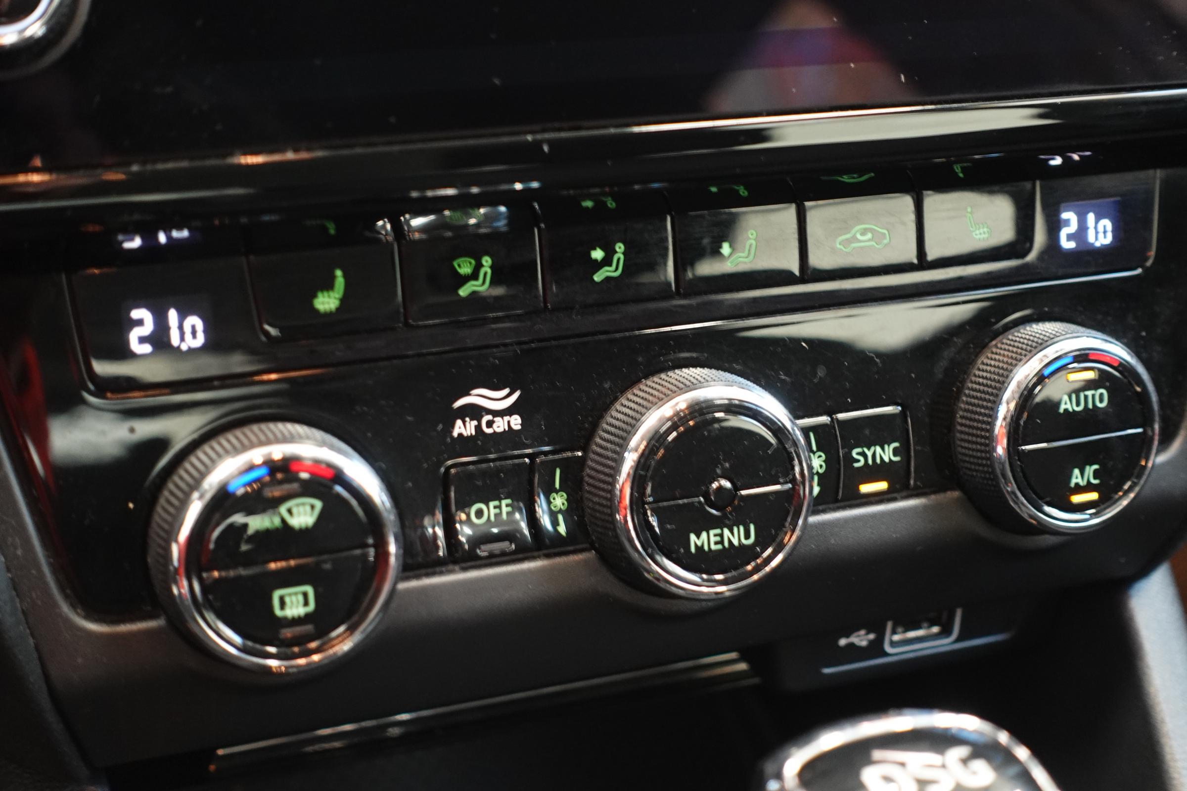 Škoda Octavia III, 2019 - pohled č. 19