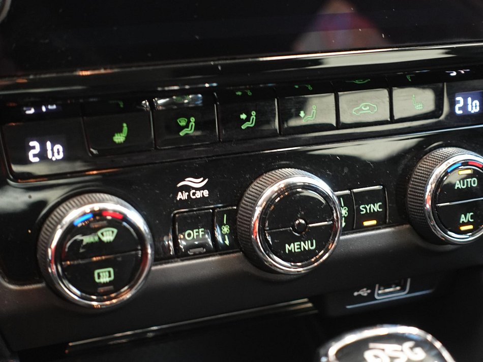 Škoda Octavia III 2.0 TSi 