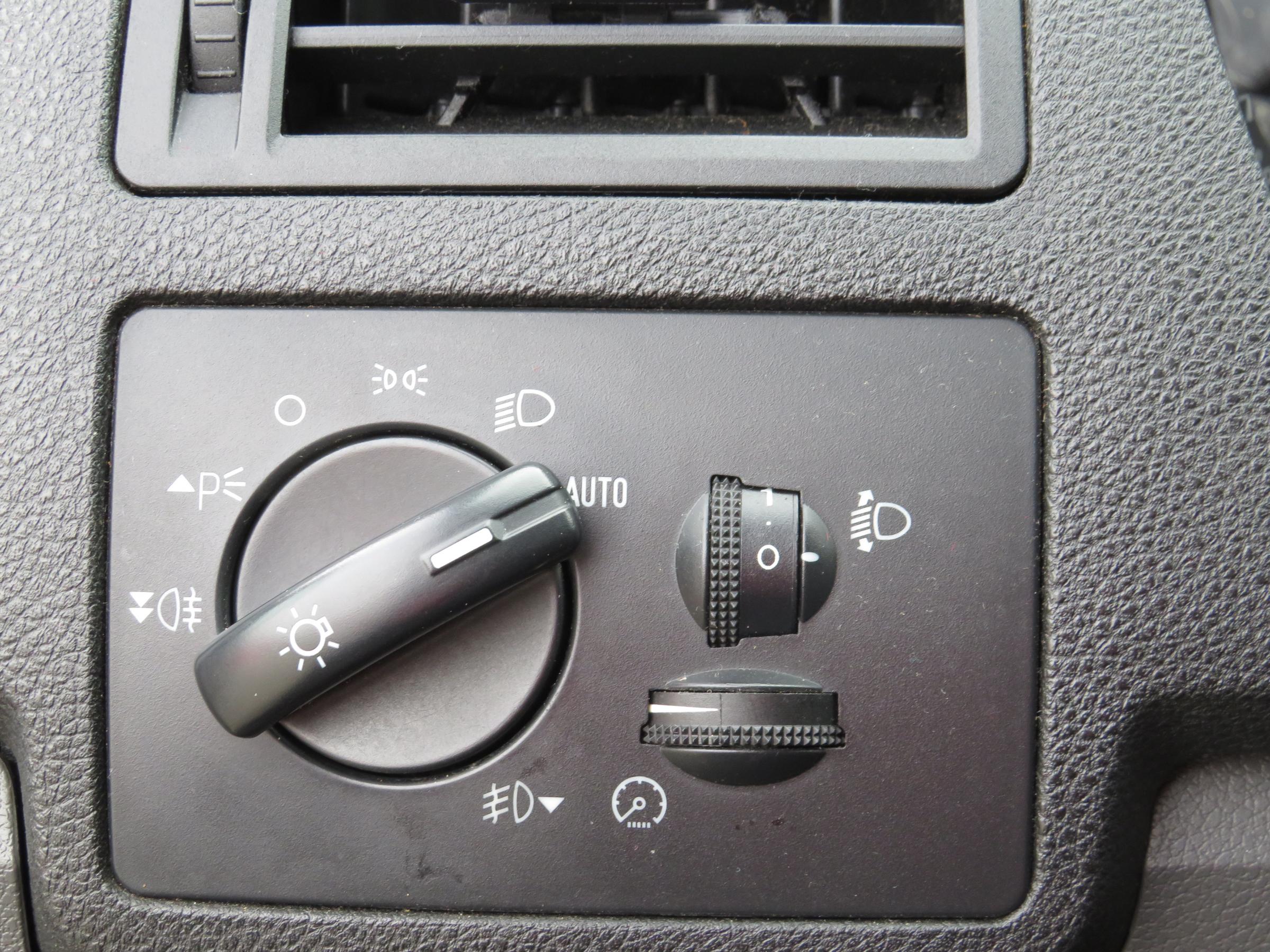 Ford C-MAX, 2009 - pohled č. 13