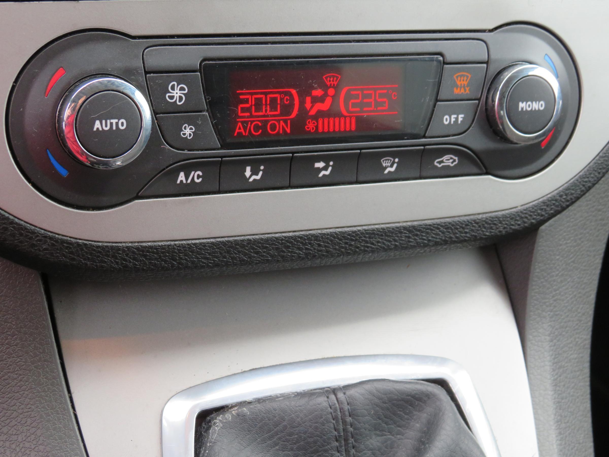 Ford C-MAX, 2009 - pohled č. 16