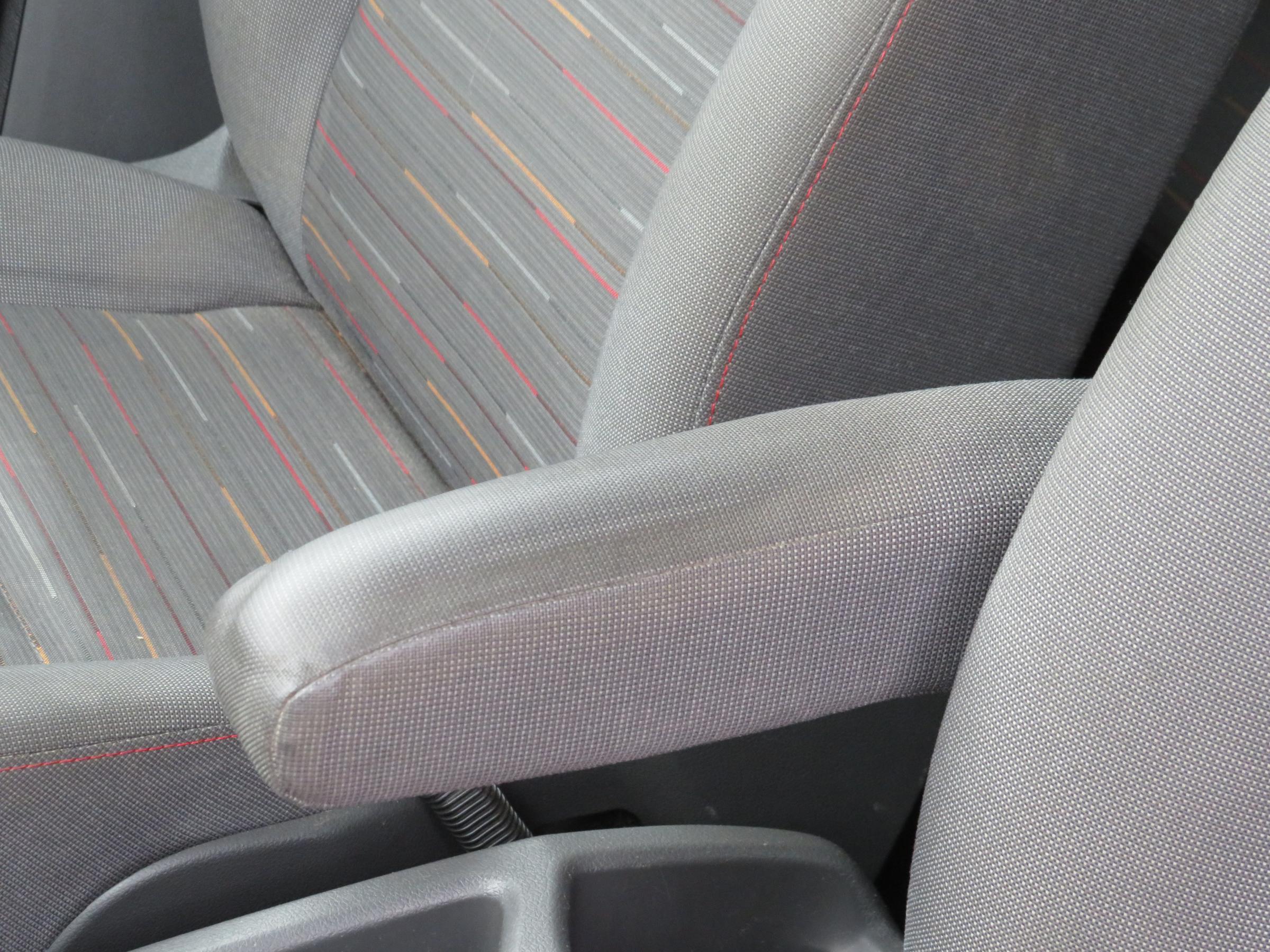 Ford C-MAX, 2009 - pohled č. 19