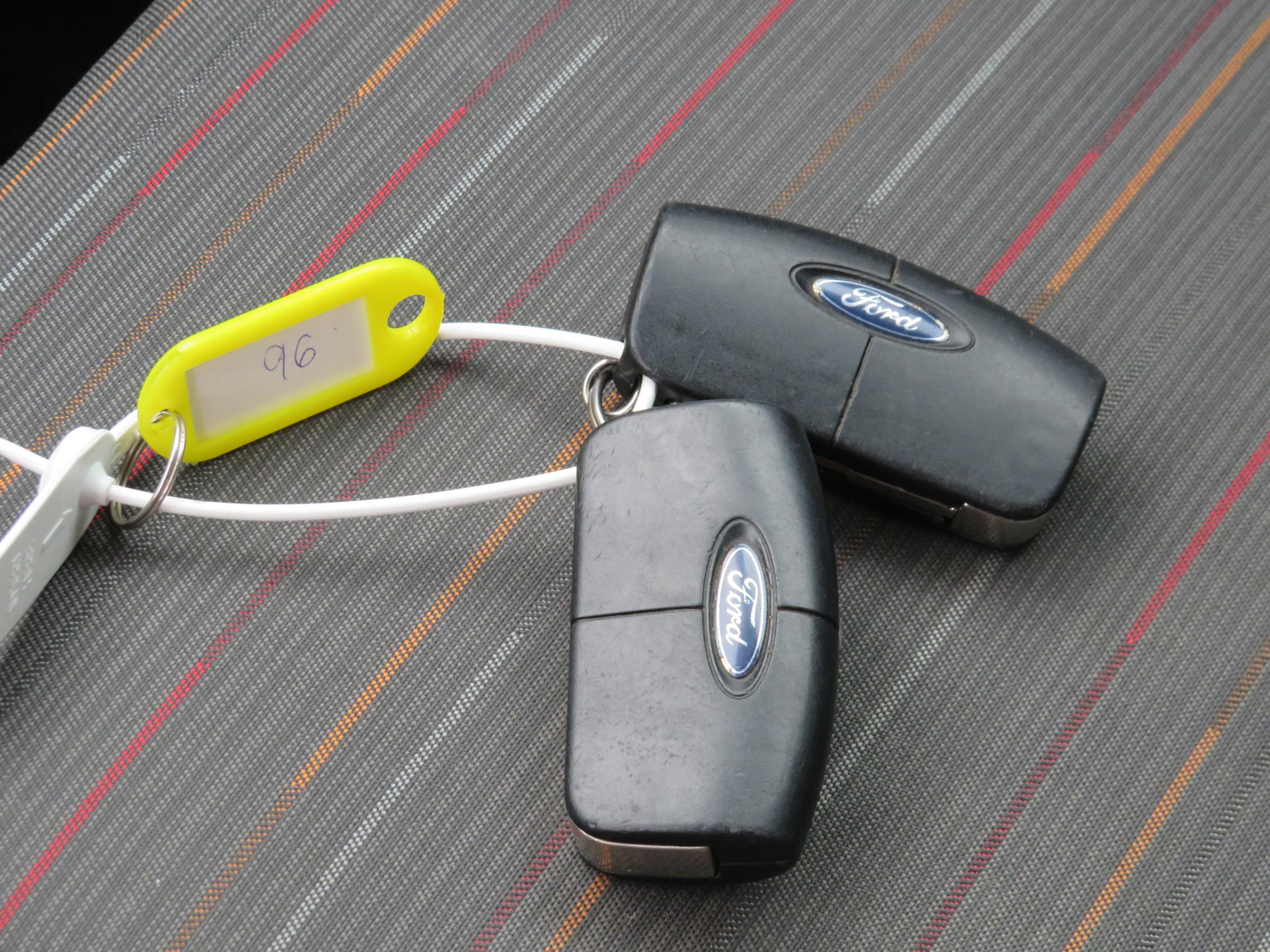 Ford C-MAX, 2009 - pohled č. 22