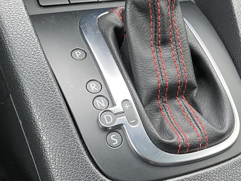 Volkswagen Scirocco 1.4TSi Sport