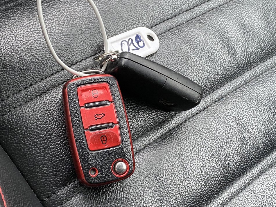 Volkswagen Scirocco 1.4TSi Sport