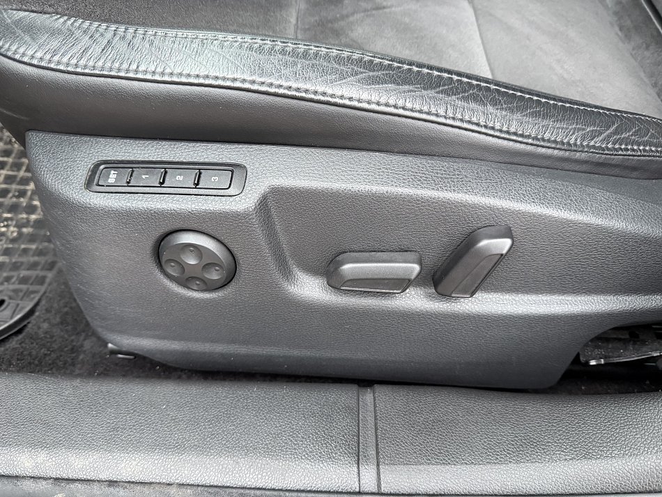 Škoda Superb II 2.0 TDi Elegance 4x4