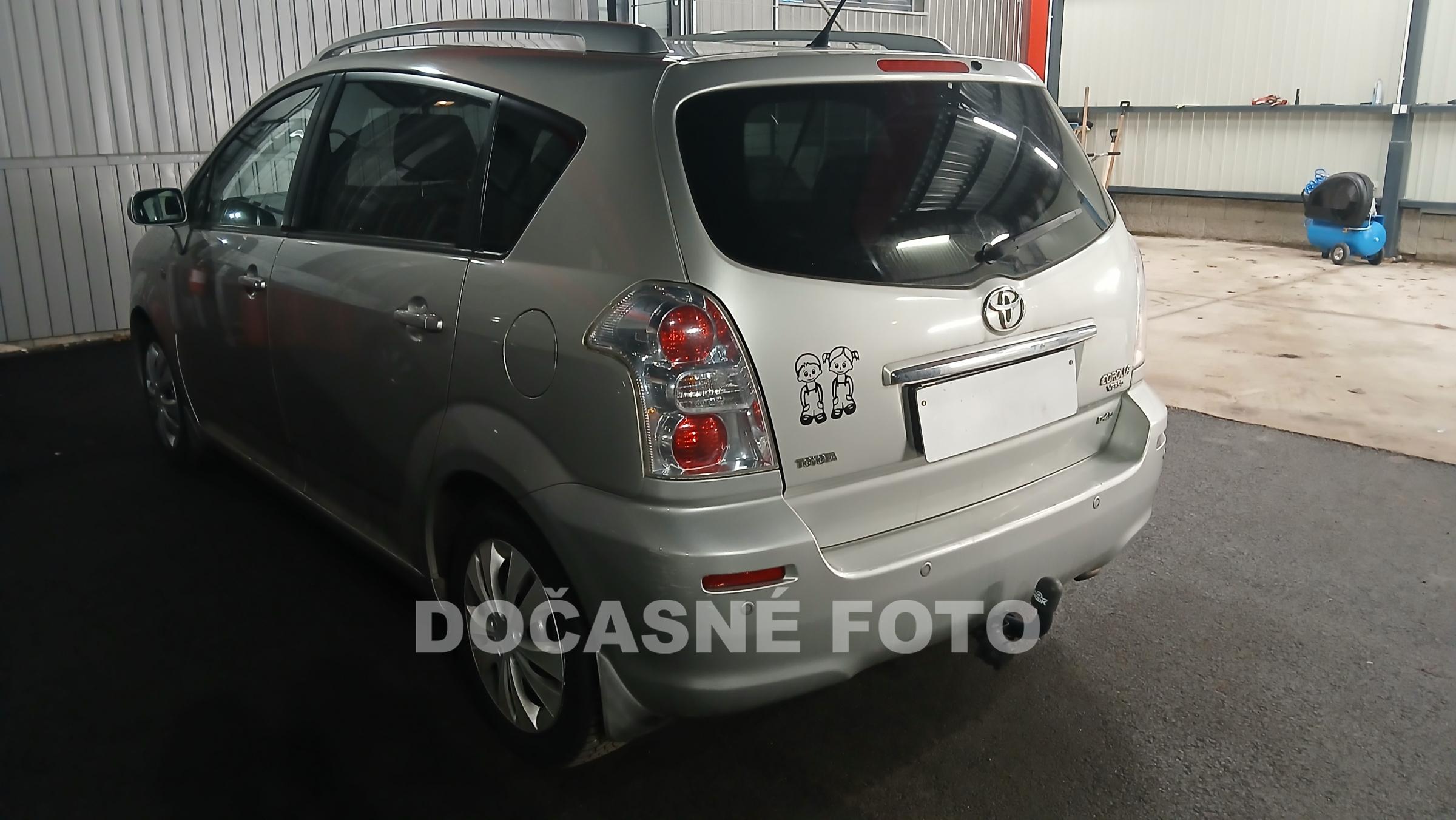 Toyota Corolla Verso, 2008 - pohled č. 2