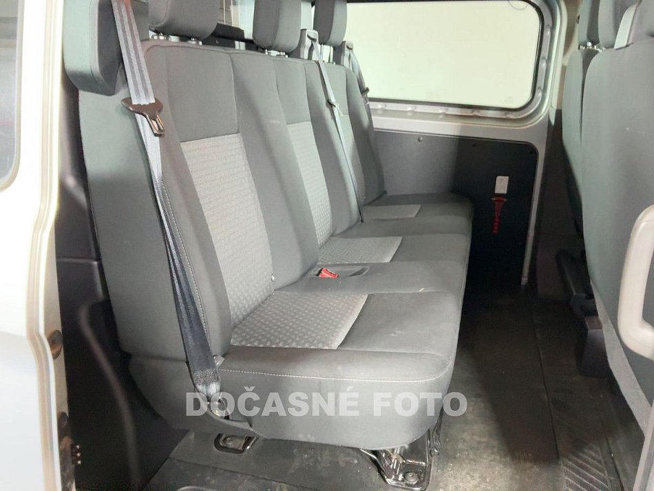 Ford Transit Custom 2.0TDCi Trend L2H1 6míst FC