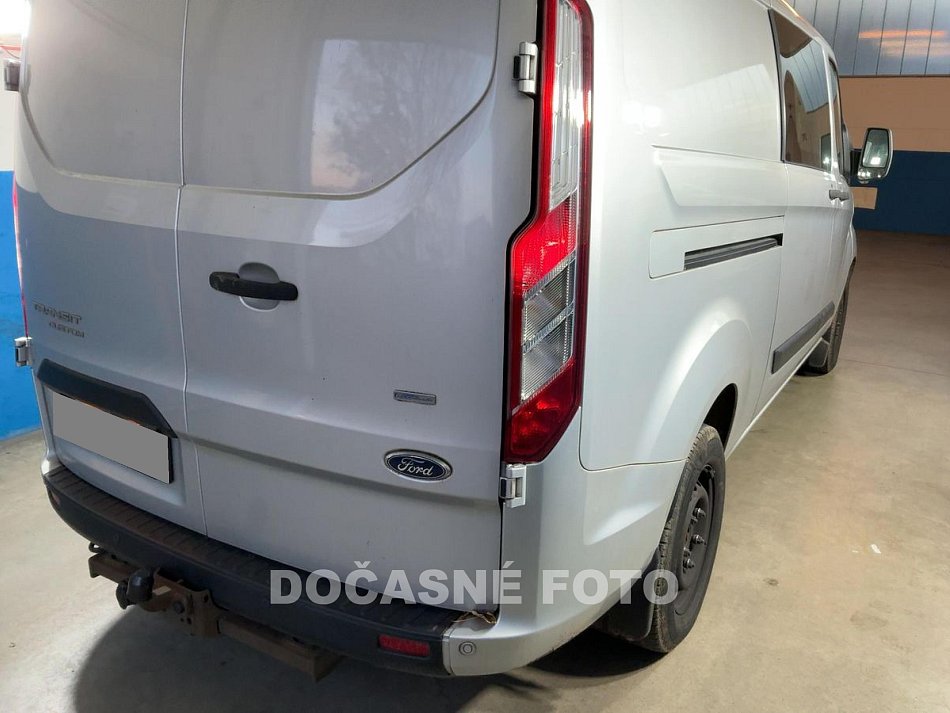Ford Transit Custom 2.0TDCi Trend L2H1 6míst FC