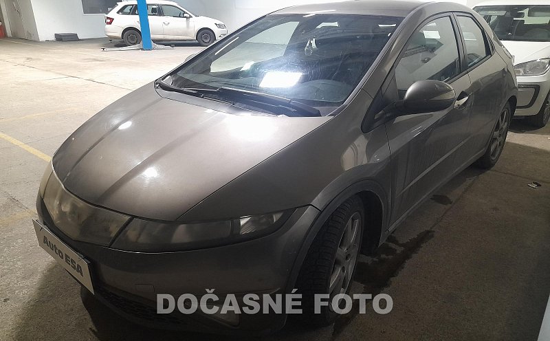 Honda Civic 1.8 i-VTEC 
