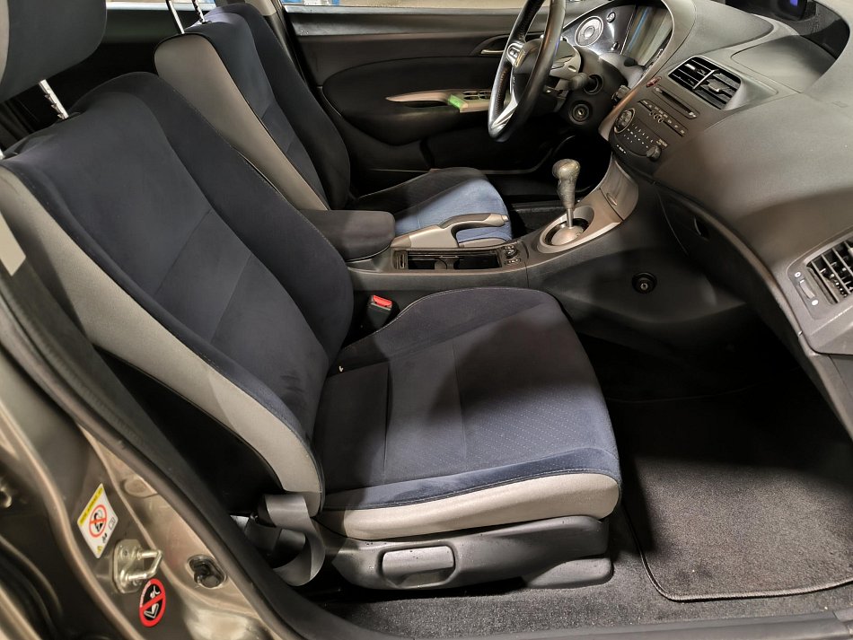 Honda Civic 1.8 i-VTEC 