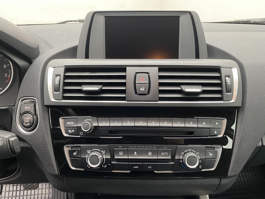 BMW Řada 1 1.5i Advantage