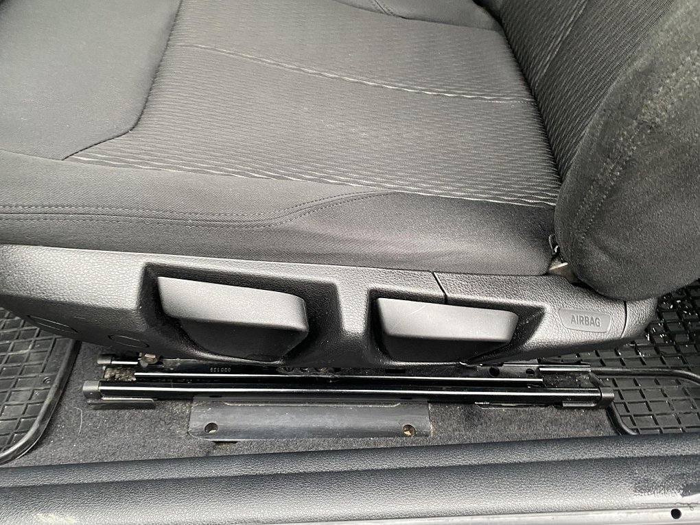 BMW Řada 1 1.5i Advantage