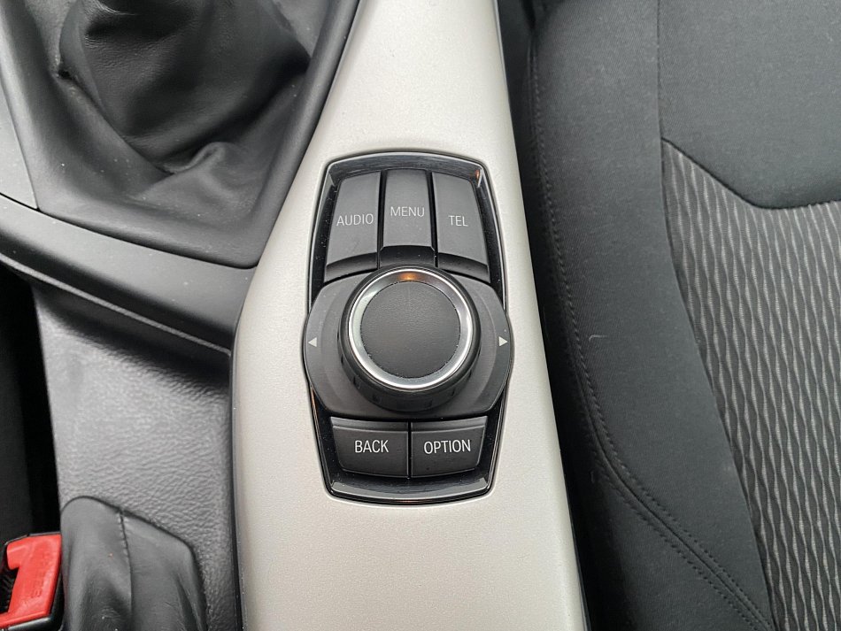 BMW Řada 1 1.5i Advantage