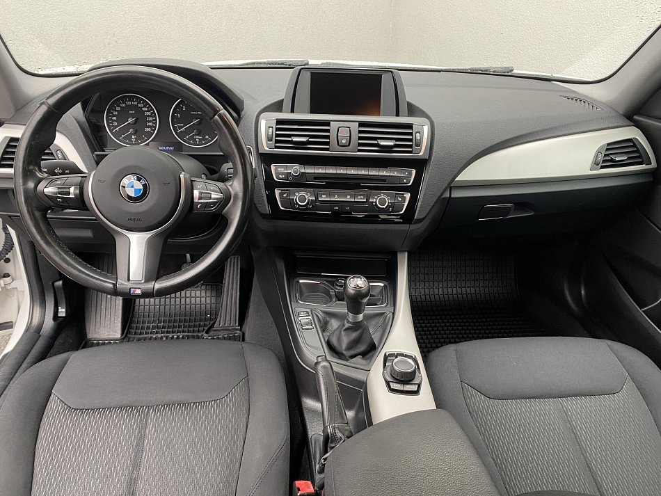 BMW Řada 1 1.5i Advantage