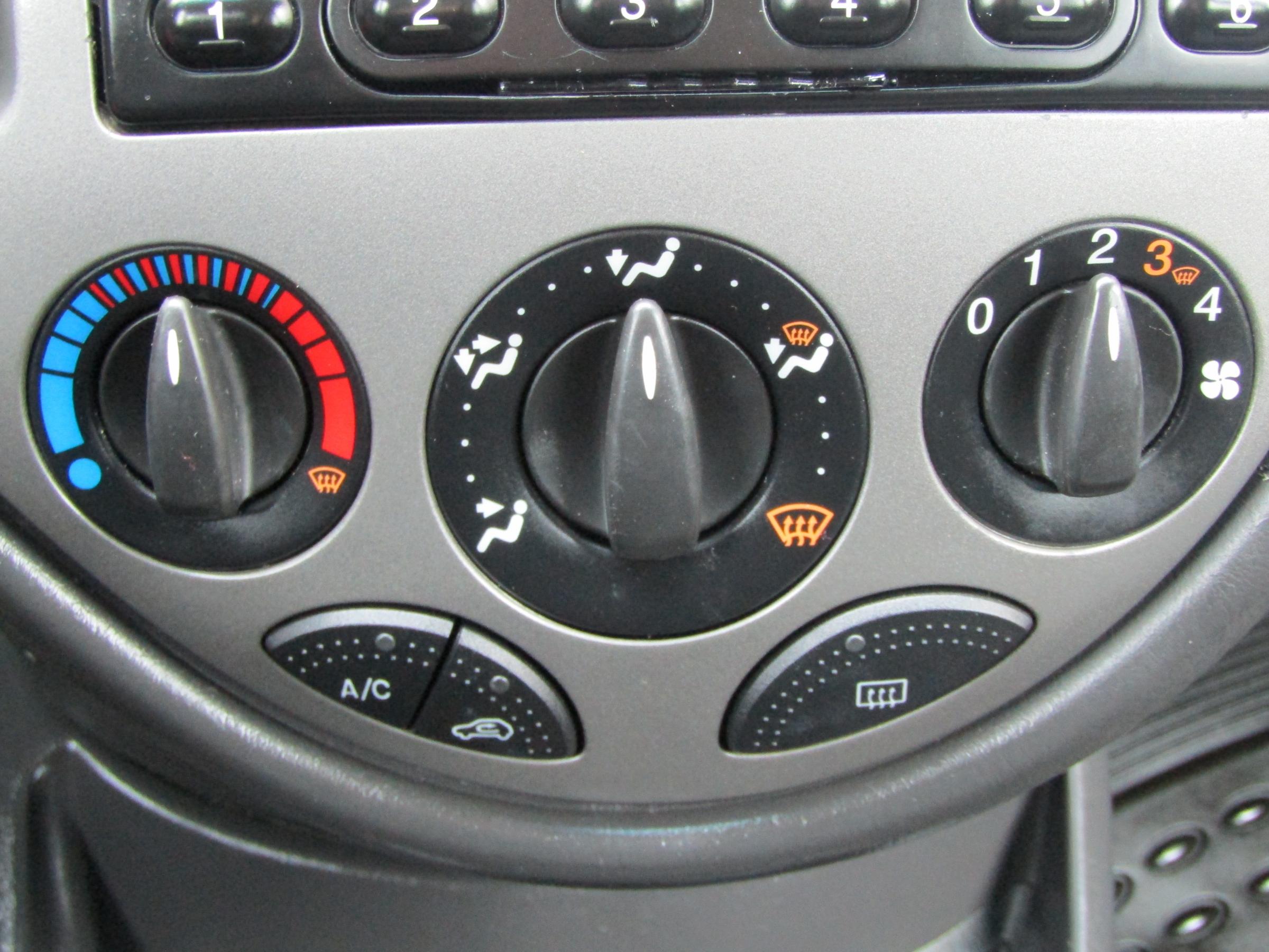 Ford Focus, 2006 - pohled č. 12