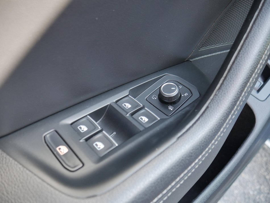 Volkswagen Passat 2.0 Bi-TDi R-Line 4x4