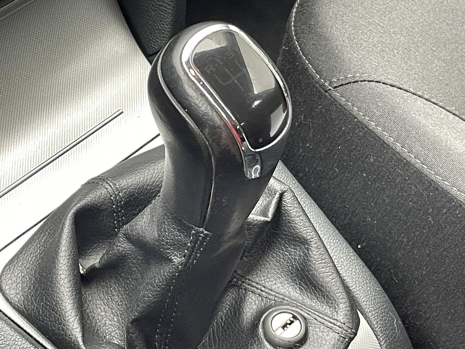 Škoda Octavia II 2.0 TDi Elegance