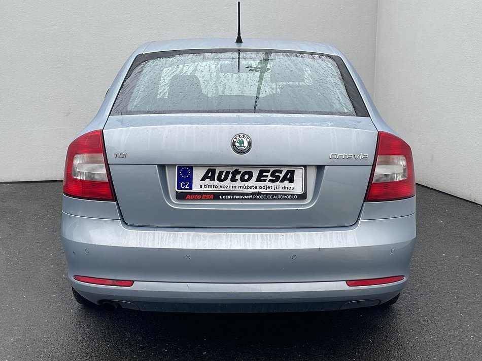 Škoda Octavia II 2.0 TDi Elegance