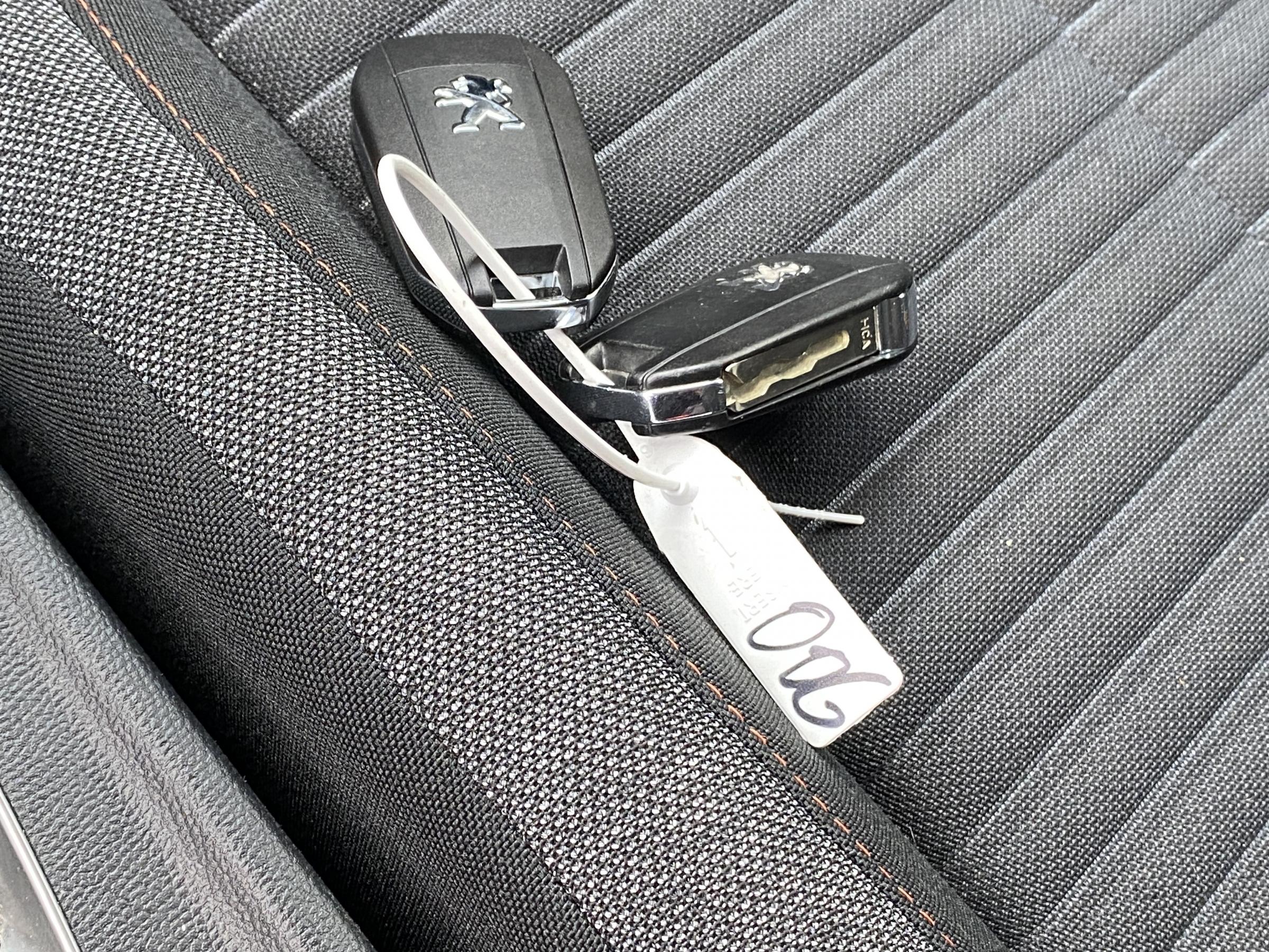 Peugeot 2008, 2020 - pohled č. 17