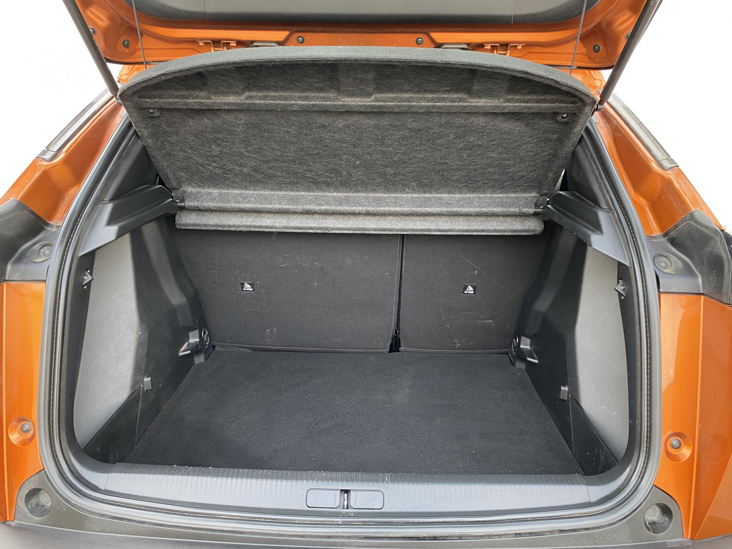 Peugeot 2008, 2020 - pohled č. 7