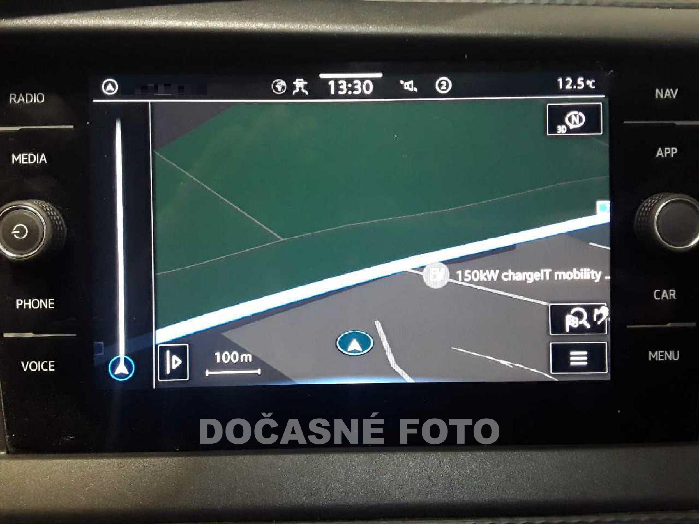 Volkswagen Transporter, 2021 - pohled č. 6