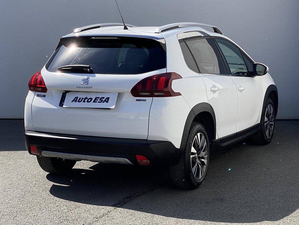 Peugeot 2008 1.2PT Allure