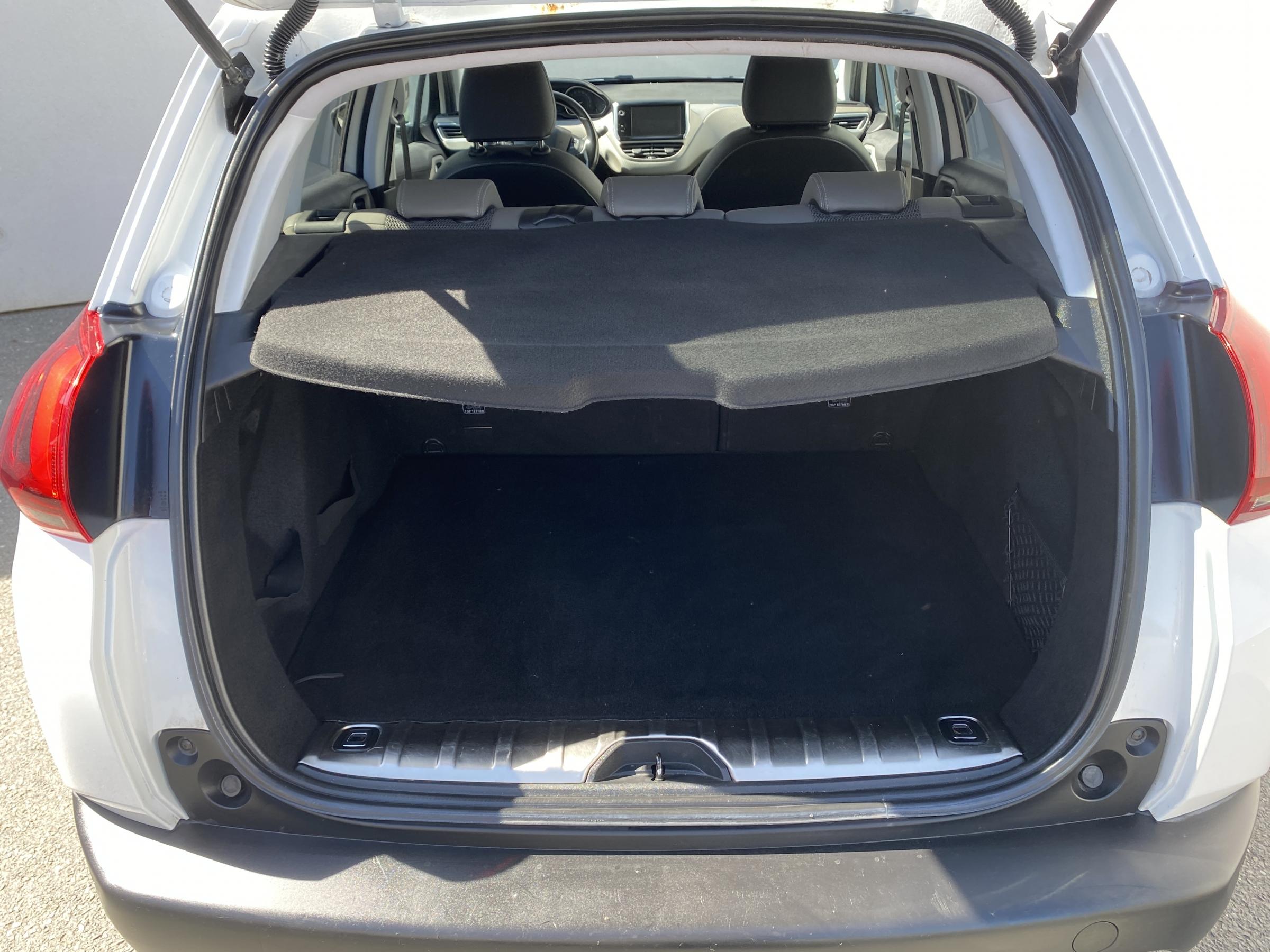 Peugeot 2008, 2016 - pohled č. 7