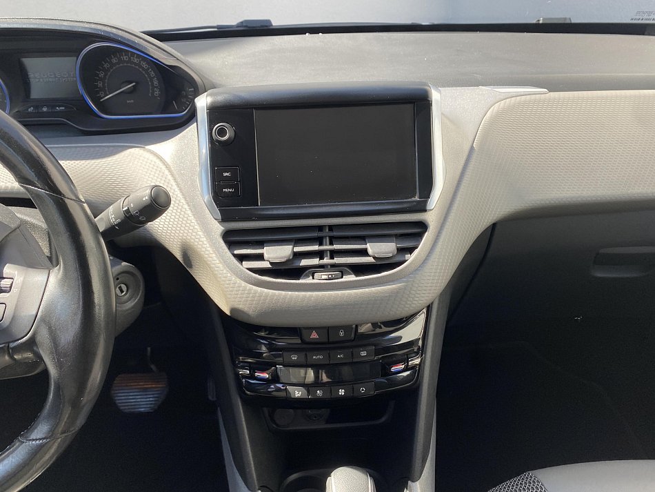 Peugeot 2008 1.2PT Allure