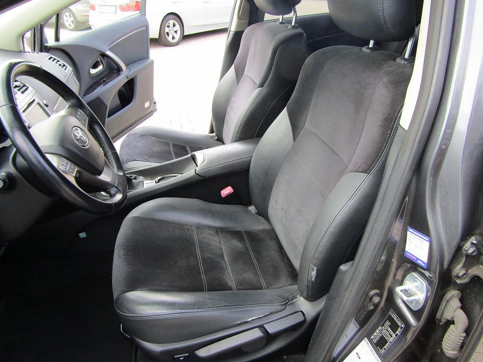 Toyota Avensis 2.0 D4-D 