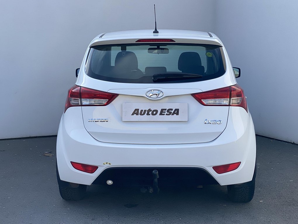 Hyundai Ix20 1.6i 