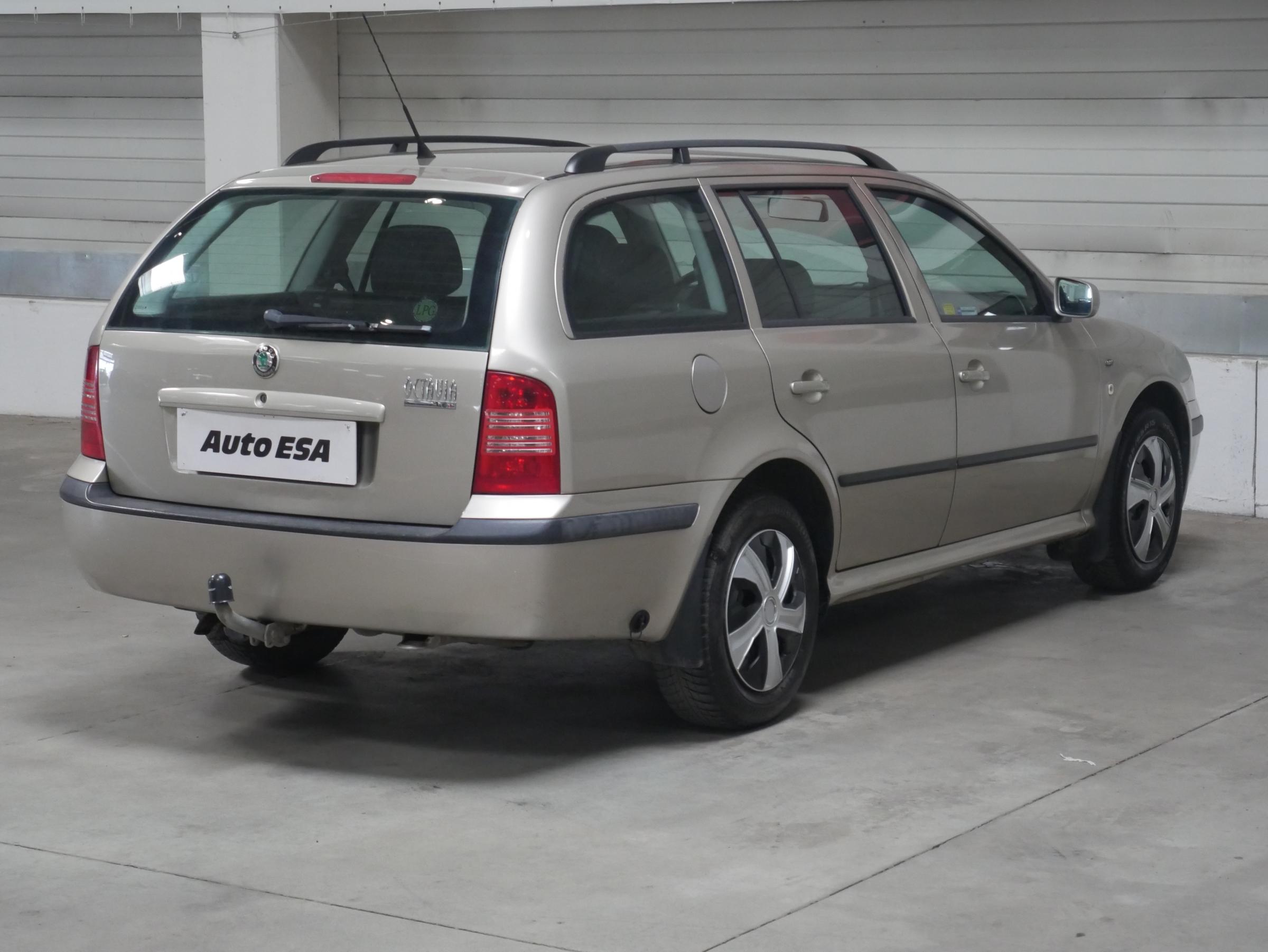 Škoda Octavia, 2004 - pohled č. 4