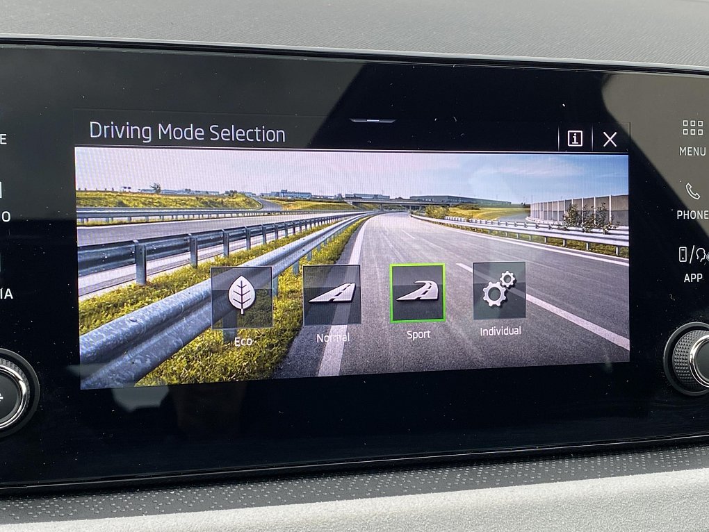 Škoda Scala 1.5TSi 