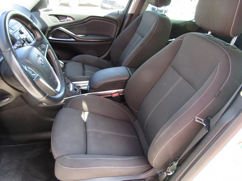 Opel Zafira 1.6CDTi 