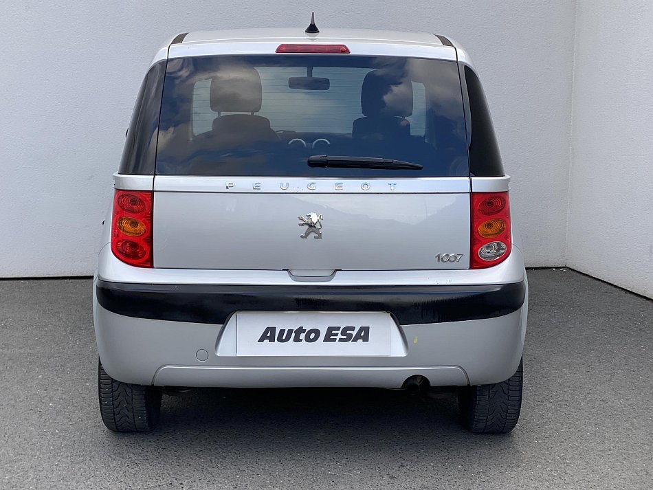 Peugeot 1007 1.4i 