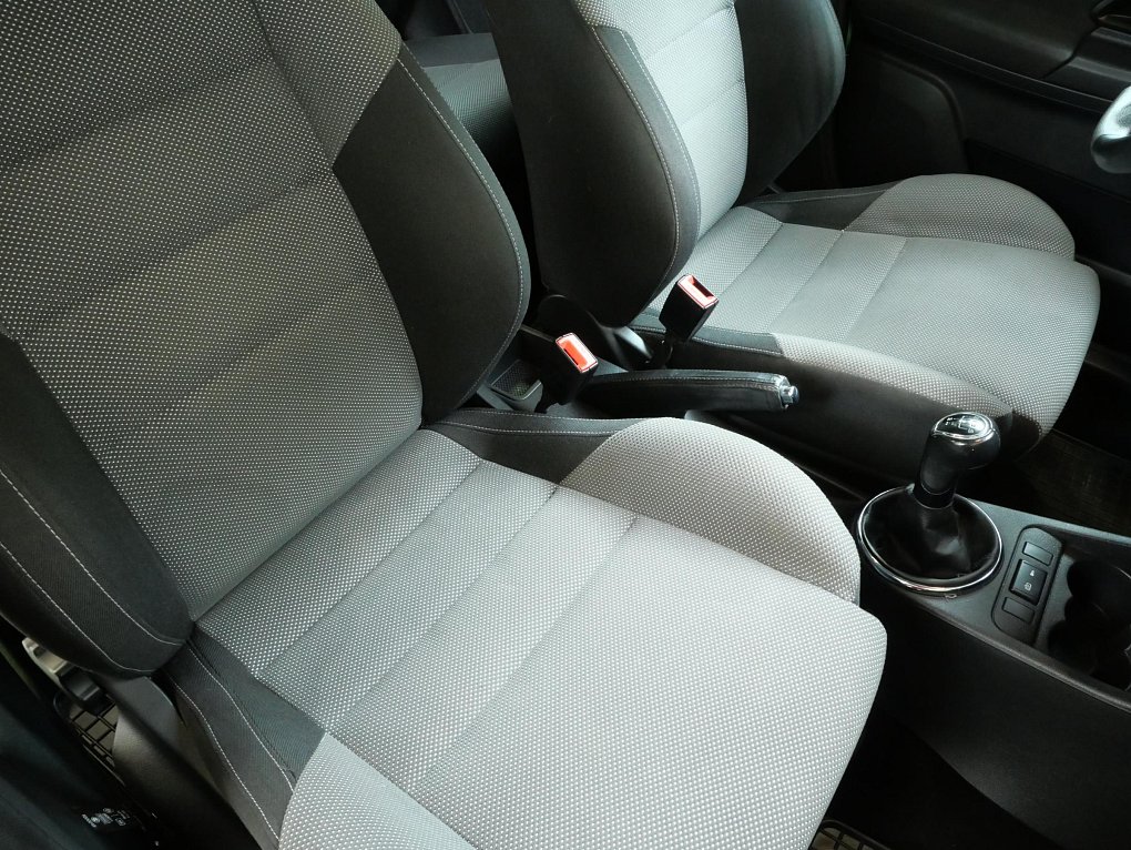 Škoda Fabia II 1.2 TSi Ambiente