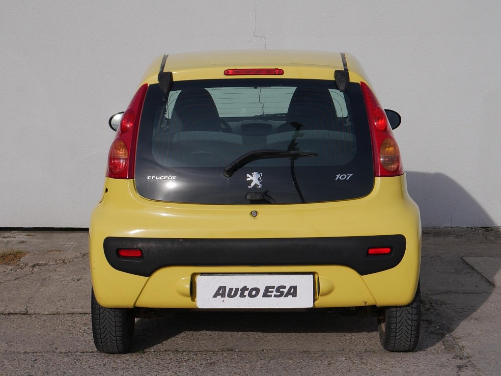 Peugeot 107 1.0i 
