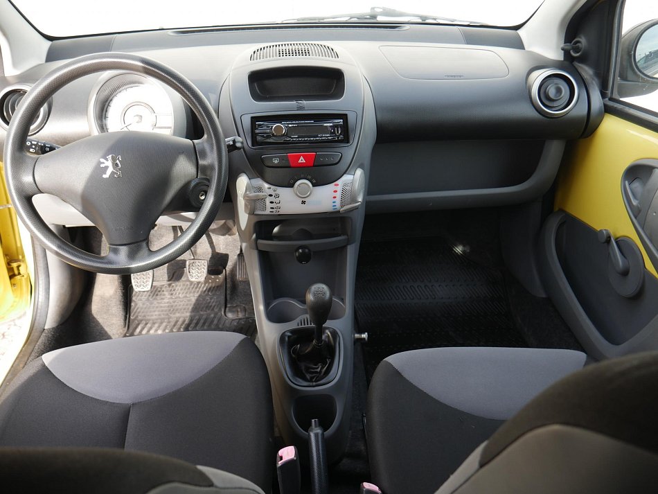 Peugeot 107 1.0i 