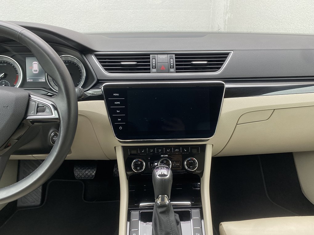 Škoda Superb III 2.0 TDi L&K 4x4