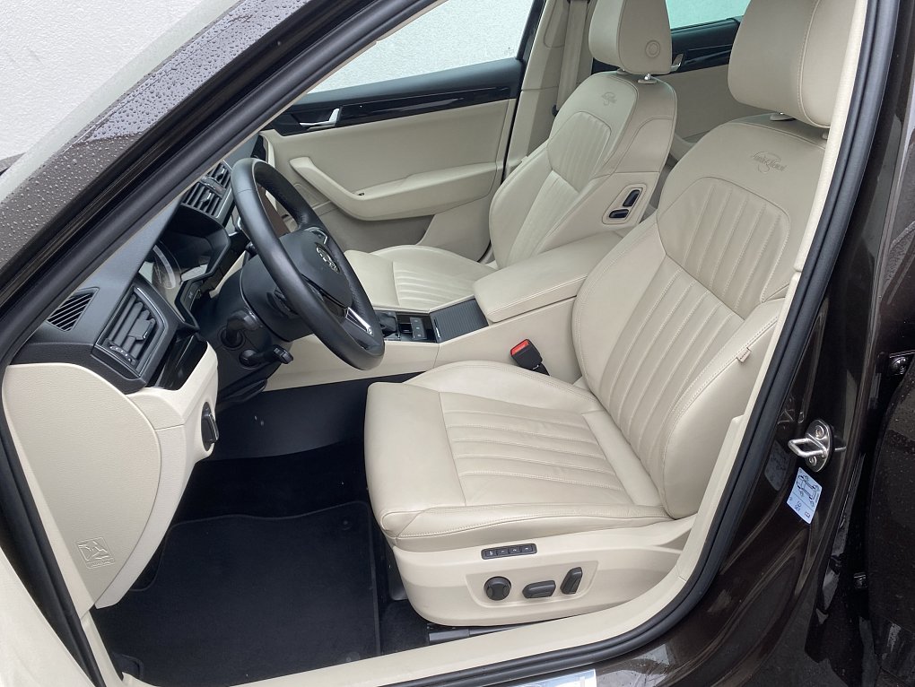 Škoda Superb III 2.0 TDi L&K 4x4